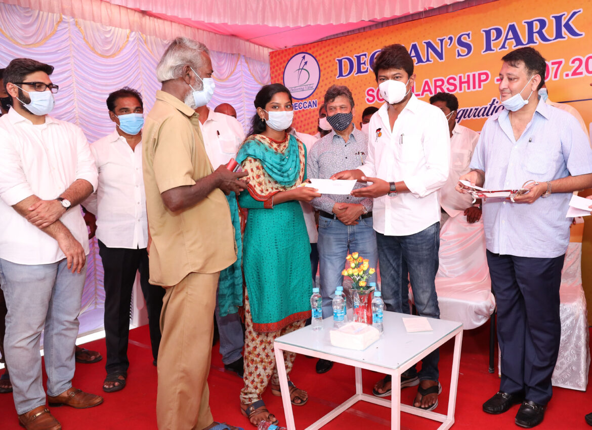 Udhayanidhi Stalin, MLA handed over Deccan’s Park Education Scholarships to More Than 100 School Students in