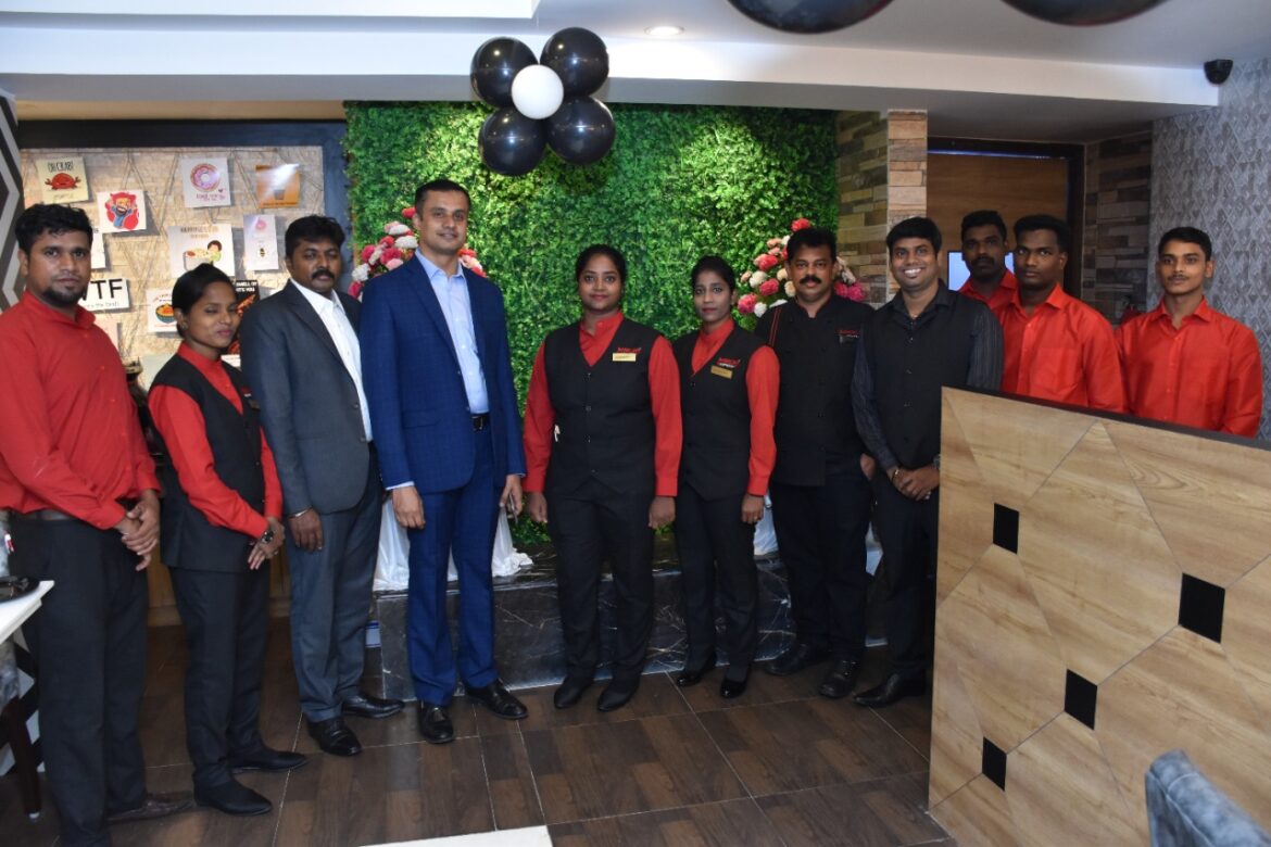 Grand opening of Mirchi Express in Egmore