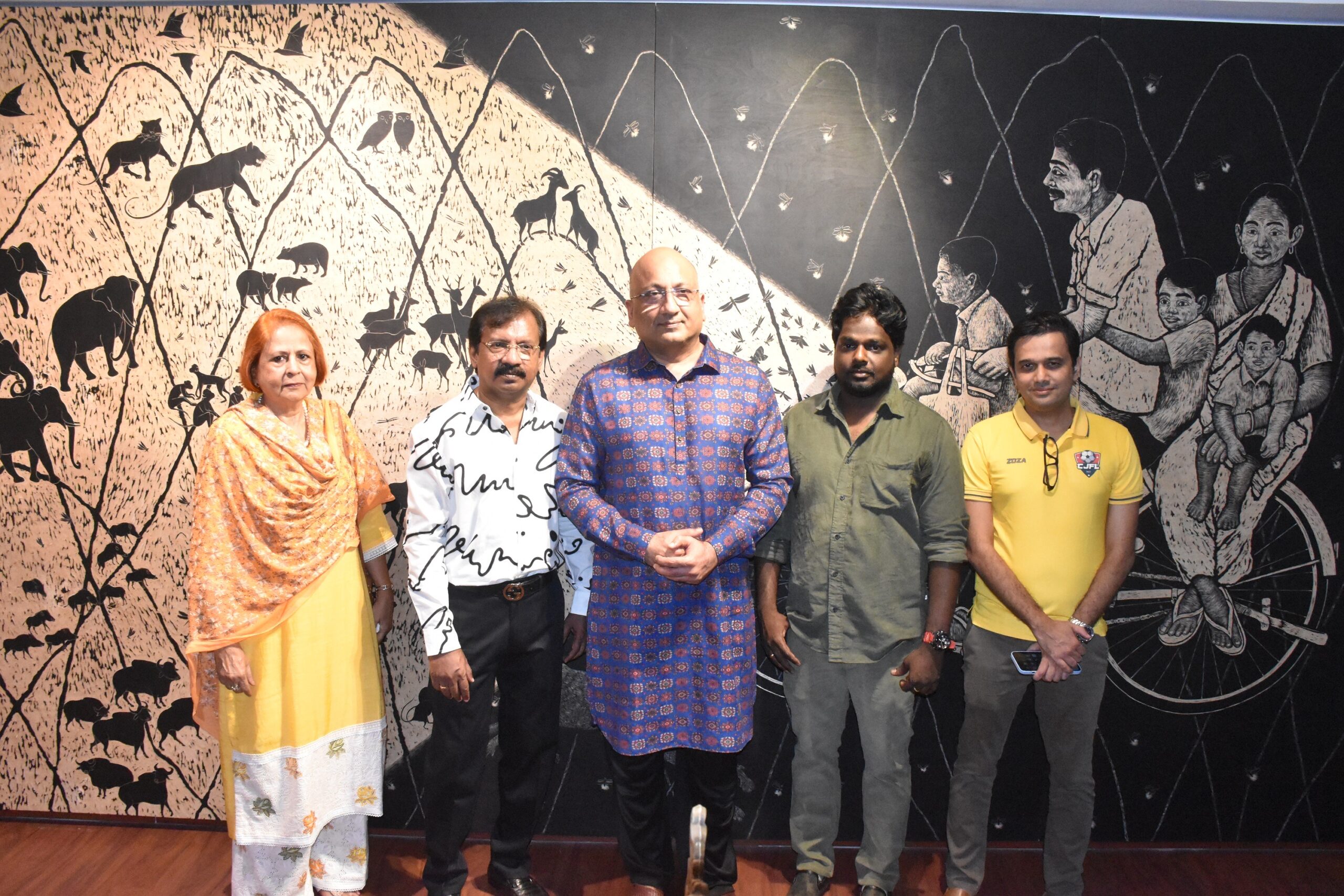 ART HOUZ SHOWCASED VIJAY PICHUMANI’S ART EXHIBITION ‘NAAN YAAR’ (WHO AM I)