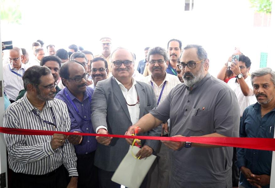 Union Minister inaugurated the Electromagnetic Interference and Compatibility laboratories at SAMEER- Centre for Electromagnetics, Chennai