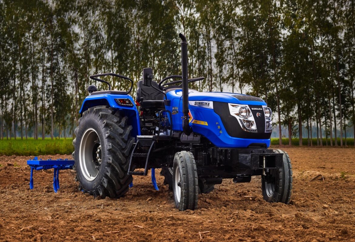 Sonalika with its highest ever Q1 FY’24 overall sales of 40,700 tractors