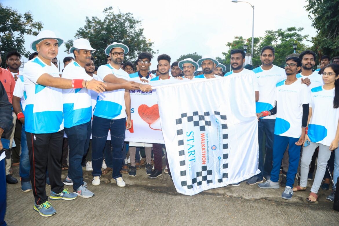 Gleneagles Healthcity Chennai Organises Walkathon for a Healthy Heart and Brain