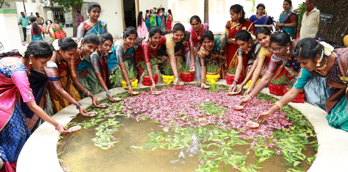 Over 4000 Students Participate in ‘Aadi Perukku’ Celebration at Dr MGR Janaki Women’s College 