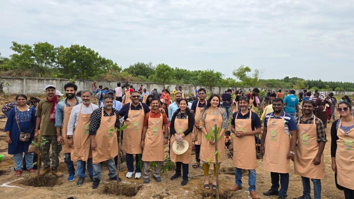 Thryve Digital plants 2500 saplings in Chennai under its ‘A Tree for Every Thryvian’ initiative.