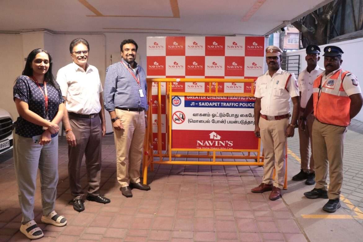 Navin’s Donates 50 Traffic Barricades to Police Department