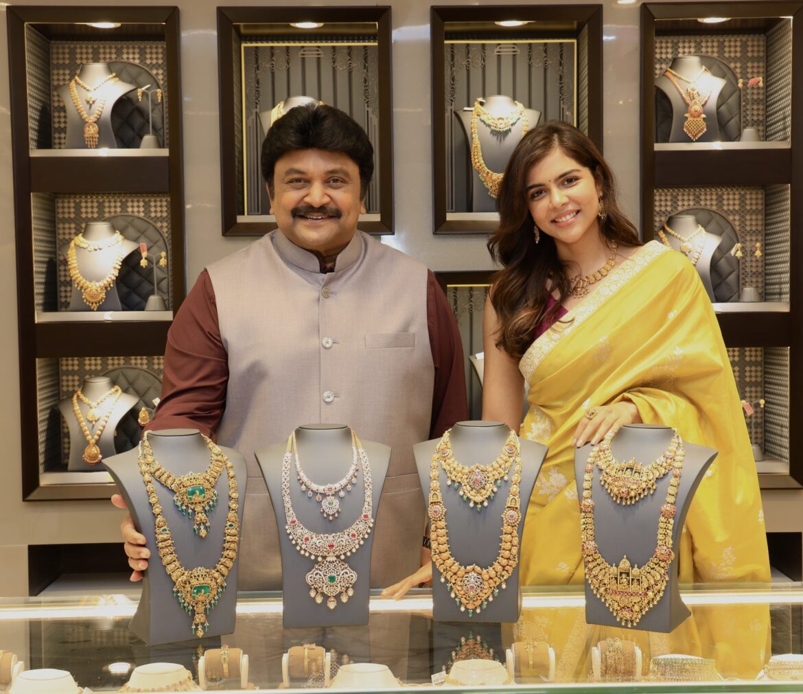 Ilaya Thilagam Prabhu Ganesan and Kalyani Priyadarshan Unveil New Kalyan Jewellers Flagship Showroom in Chennai